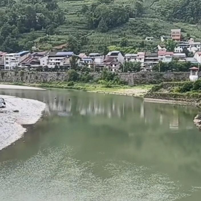 烟火人间，一日三餐。每餐在灶台前忙碌的那一个小时，并非牺牲，而是创造。而创造本身
