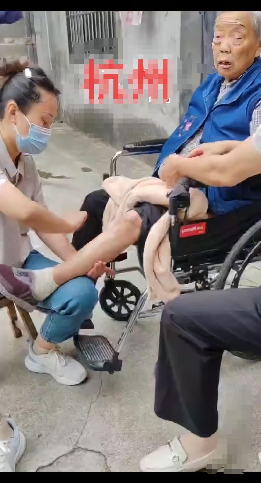 这护工的工作做的非常到位