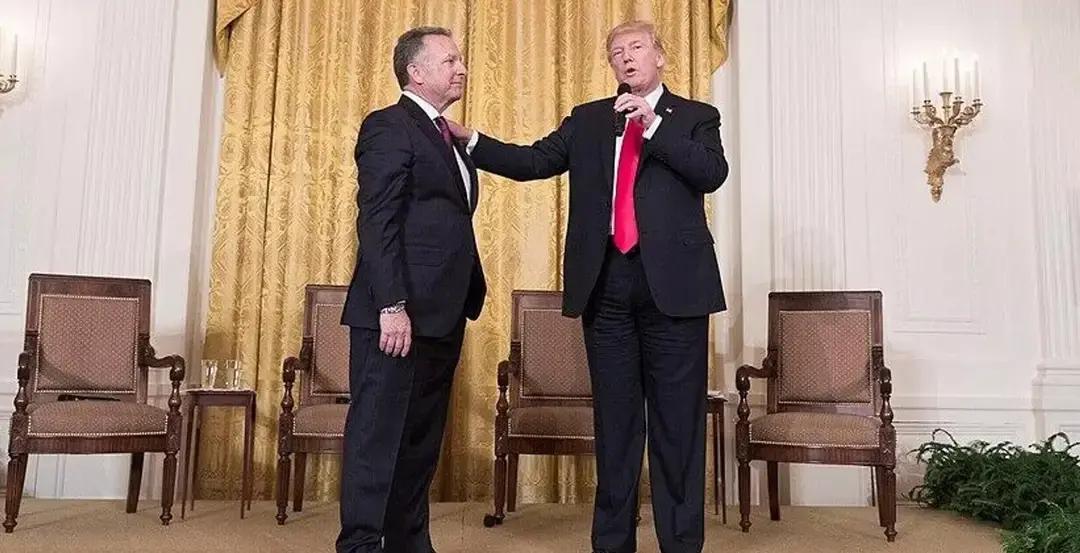 特朗普如果“绥靖”成功，他与张伯伦谁的历史评价更高？据俄罗斯媒体报道，特朗普表示