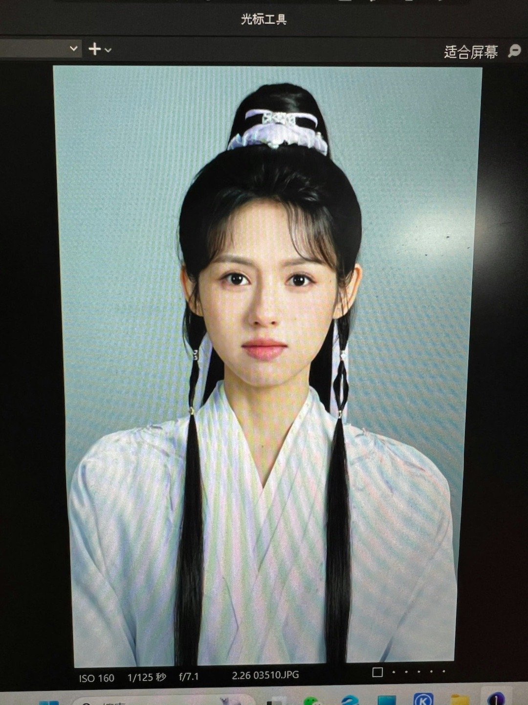 低调蓄力，终会发光。从配角里的亮眼存在，到《入青云》惊艳全场，再到《攻玉》稳稳扛