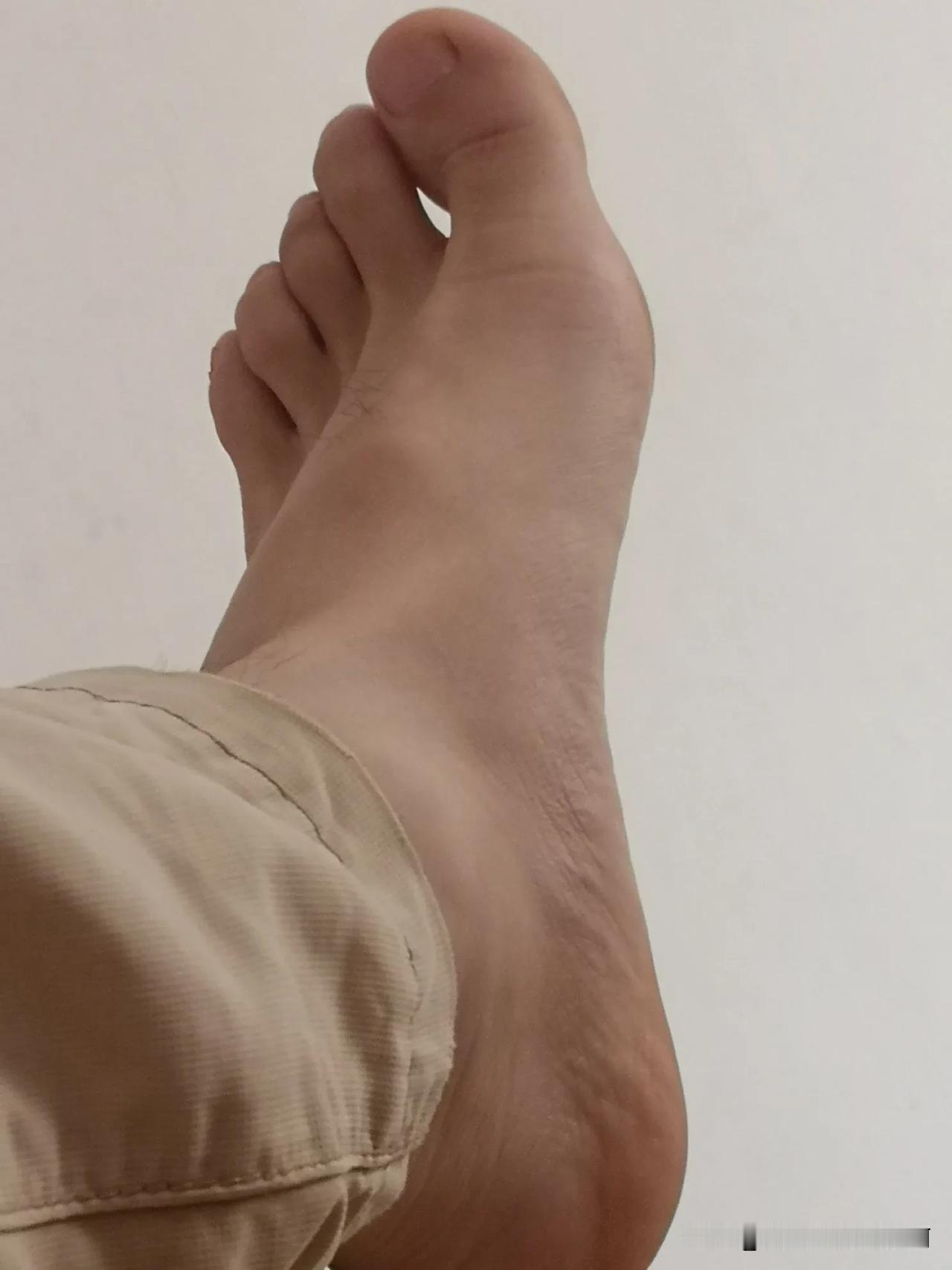 脚部特写：健康的小脚丫，迈向美好生活！👣💪