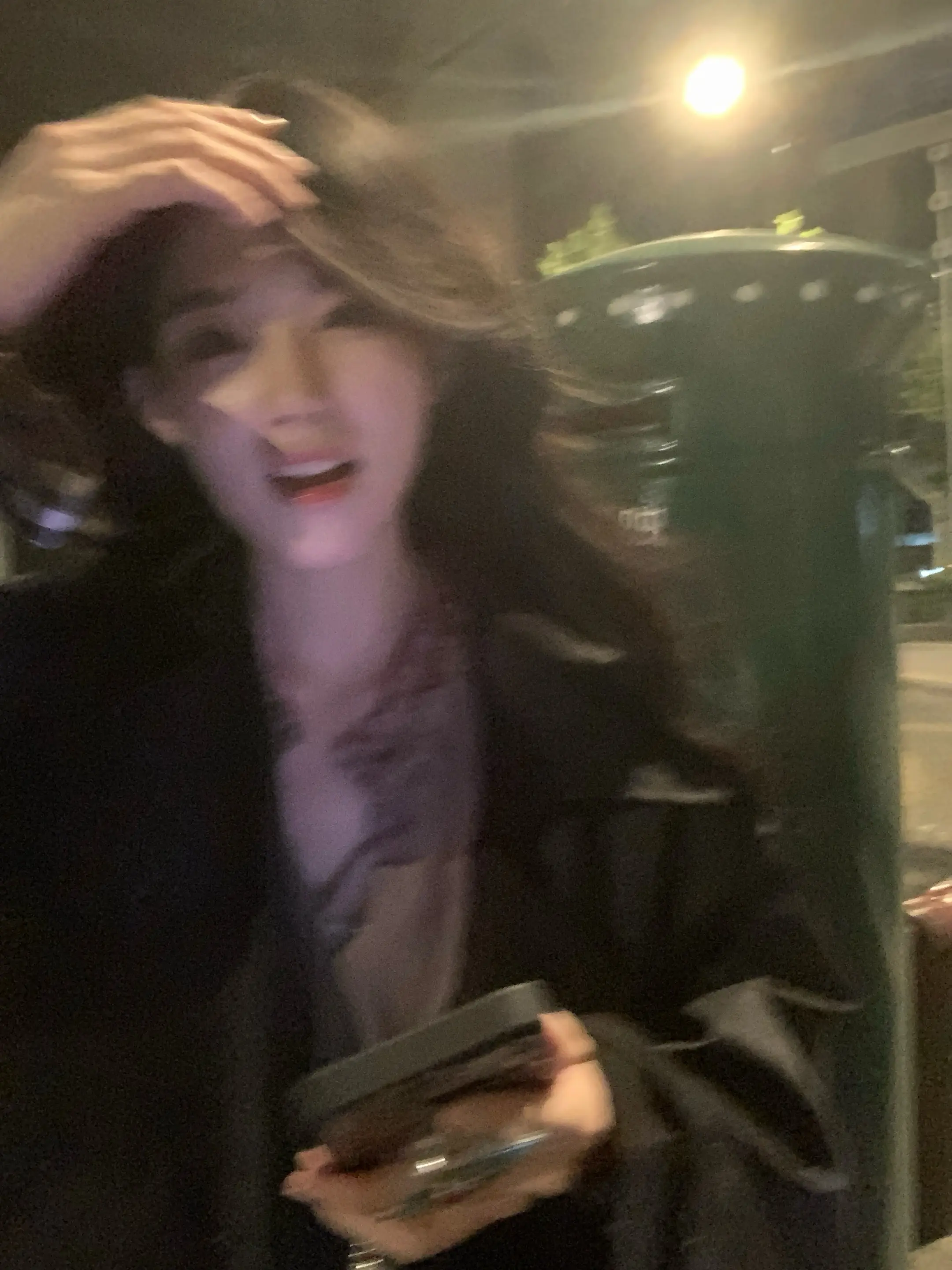 先来的是香气