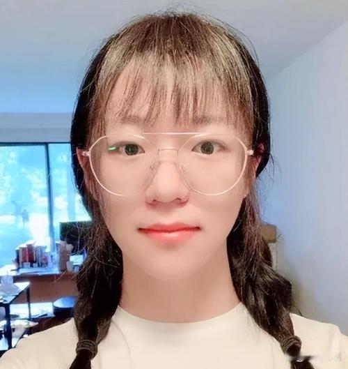 国科大硕士季子越，称侵华日军为英雄，开除学籍后扬言投奔美国
季子越出生在河南洛阳