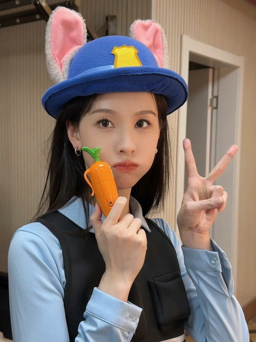 陈都灵cos朱迪，超萌的兔子警官