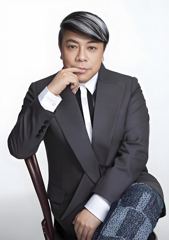 蔡康永，曾以小巨蛋主持人身份受到大陆观众喜爱。

10月5日，蔡康永转发蒋万安采
