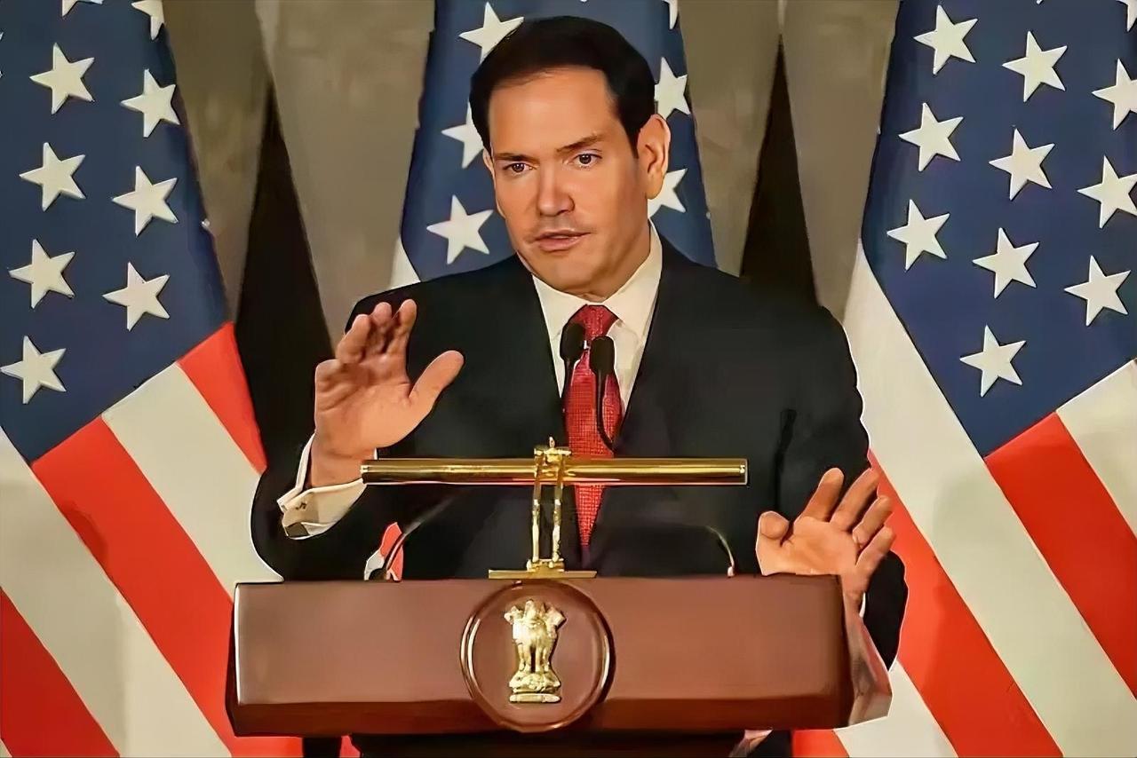 鲁比奥脱口而出：每个国家都有愚蠢的人，印度有，美国也有！

这回在印度，鲁比奥直