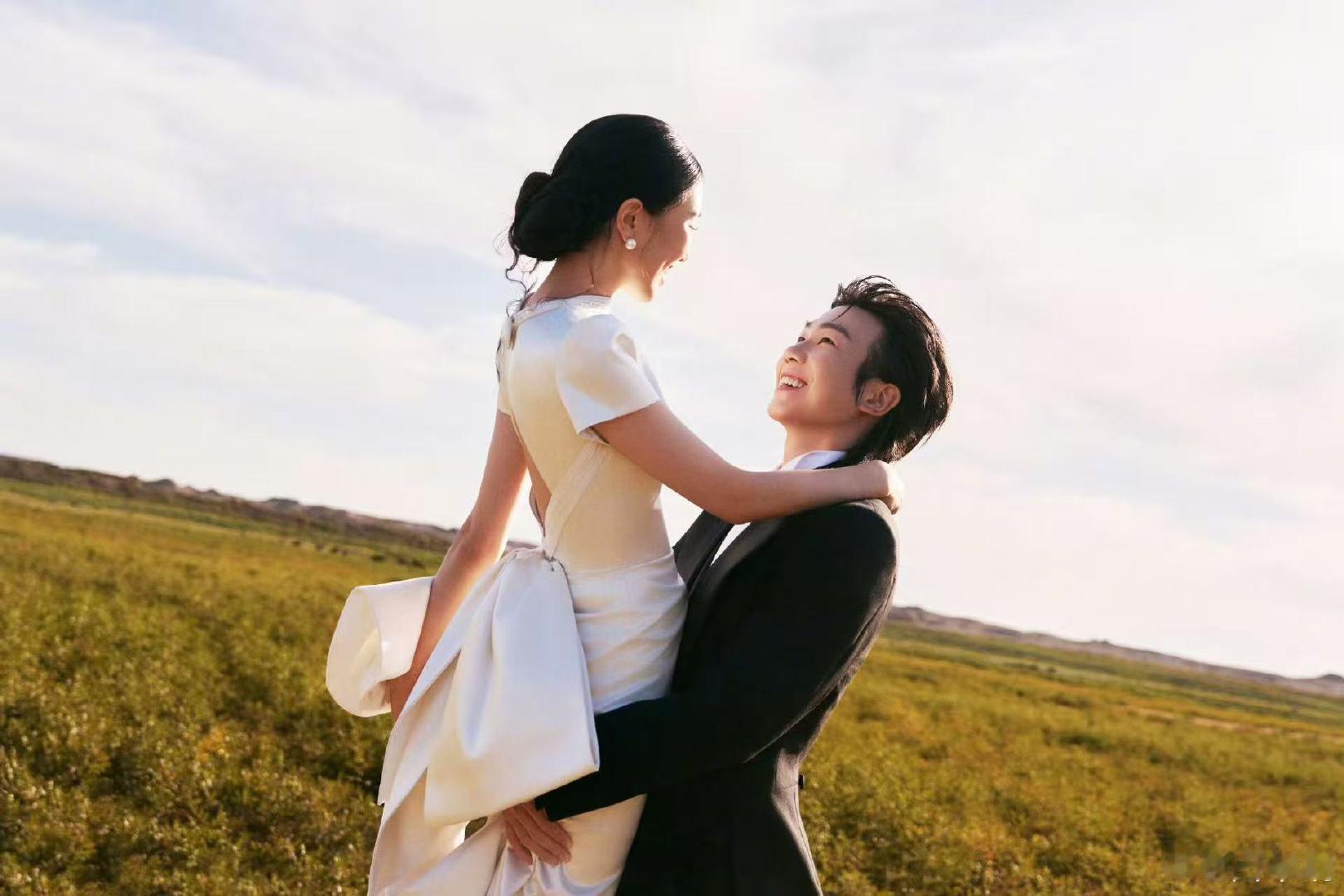 白举纲婚礼照片 好幸福 白举纲婚礼照片白举纲结婚照 ​​​