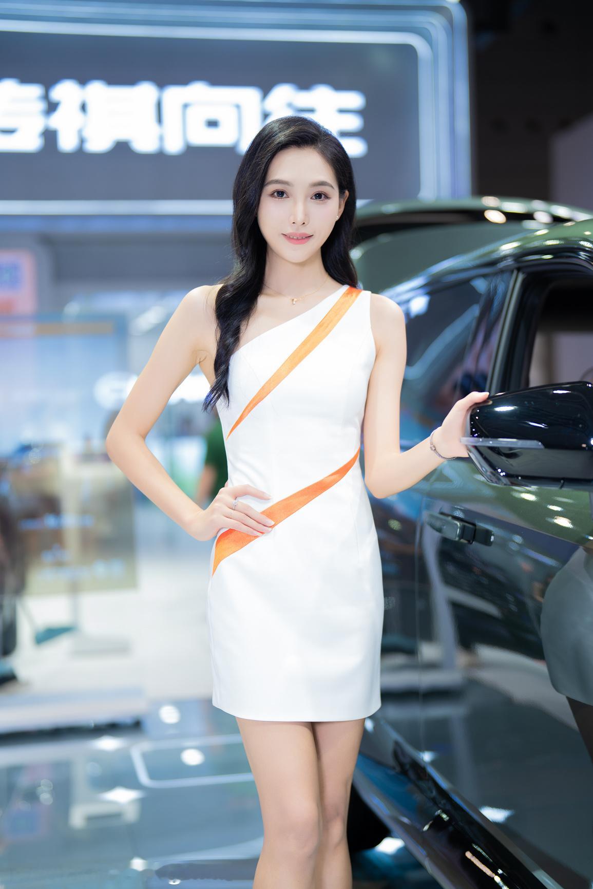 聆听猎人的车展日记猎人在深港澳车展猎人与车展2025   粤   港   澳  