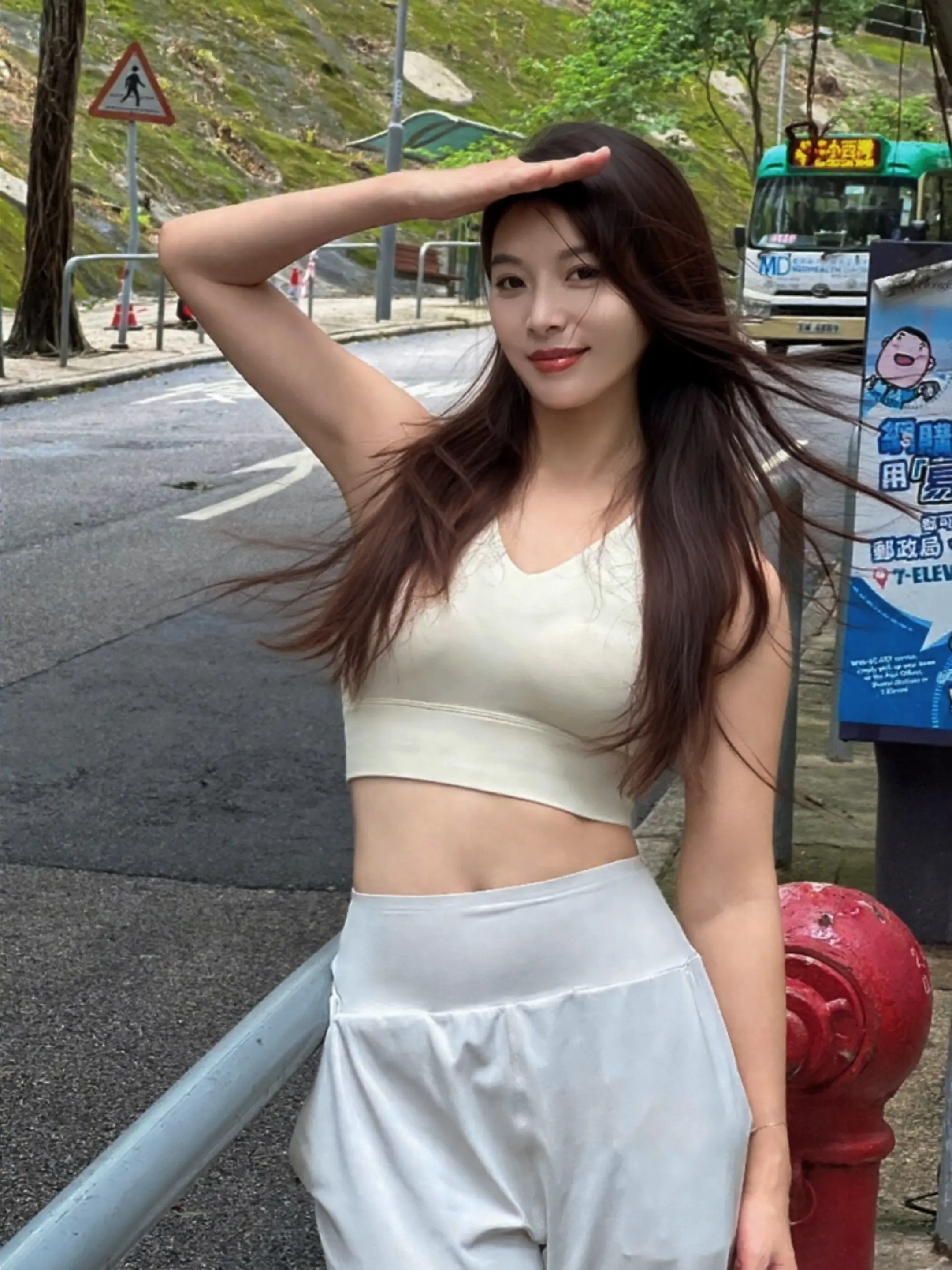 我觉得这个时候你该想我了。