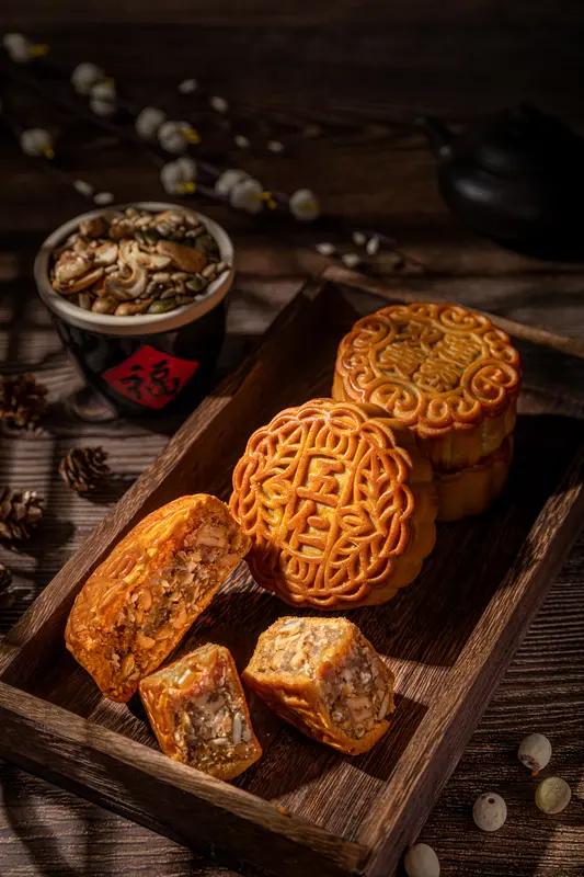 说句实话大多不好吃，现在可选择的太多了，之前月报包装过度，价格虚高，今年稍微好点