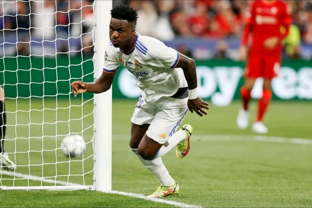 利物浦vs皇马欧冠西媒：5场造5球且保持不败，维修斯成利物浦“梦魇级克星” 西班