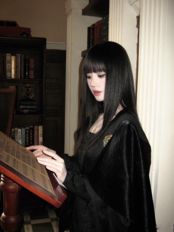 鞠婧祎铁了心要养梦女鞠婧祎萌一张帅一张的鞠婧祎黑长直造型九宫格纯欲天花板鞠婧祎发