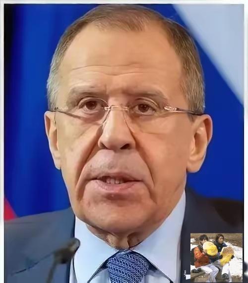 俄罗斯公开表态了！
俄罗斯外长拉夫罗夫公开宣布了一个石破天惊的判断：与西方共存与