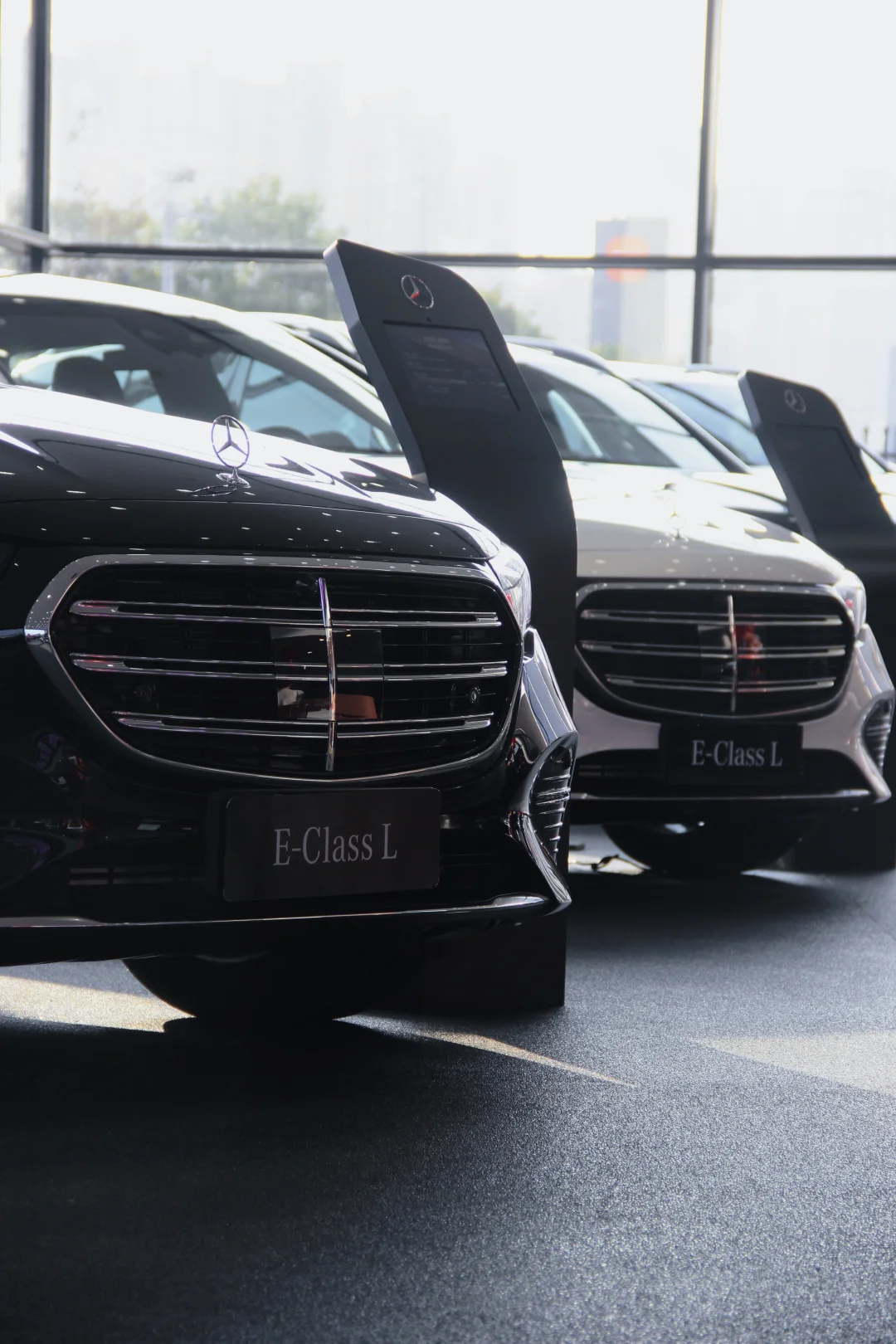 E级车选哪个颜色好？着实让我纠结了