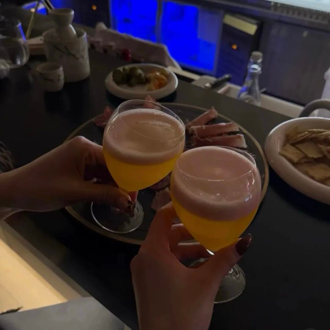 对你来说 我究竟是你万千过往里一个无名的落脚点还是你所有前程中那个唯一的目的地 