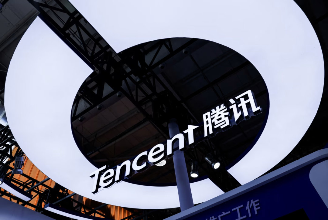 【腾讯放量大涨超10%！】6月2日，腾讯(0700.HK)盘中大涨超10%，报4