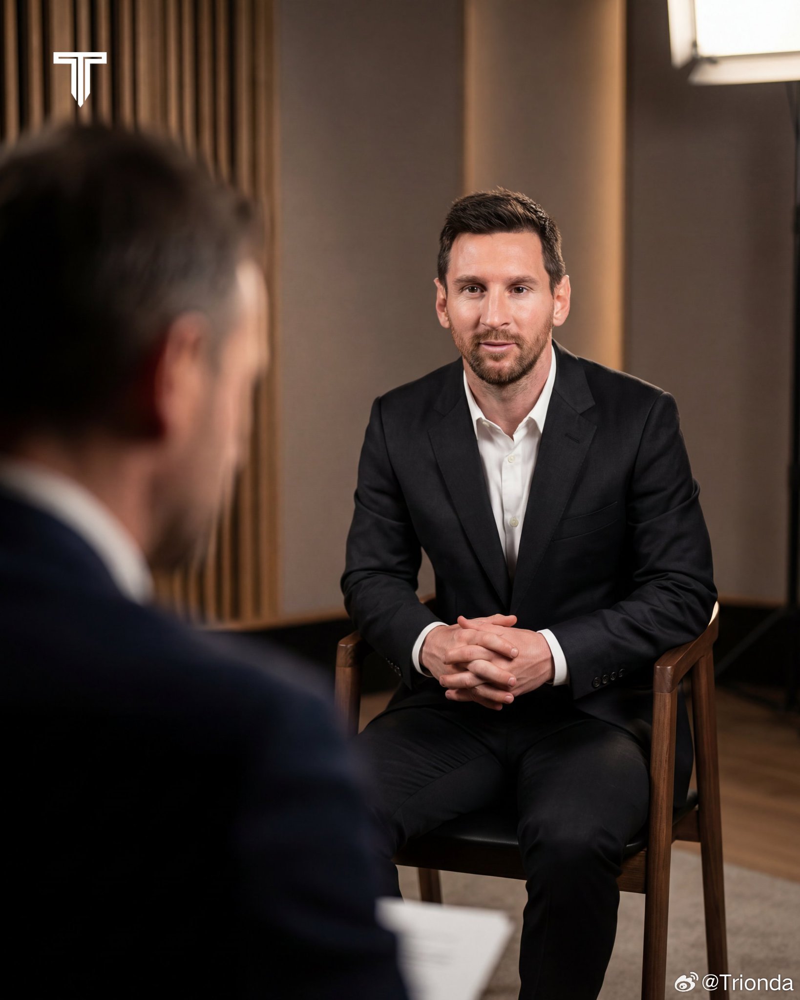 如果你真的是历史上最伟大的足球运动员，天赋异禀，为什么在你22年的职业生涯中，还