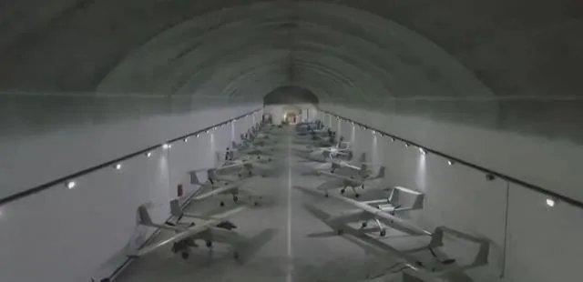 特朗普没等到伊朗投降，先等来一条坏消息：一批新武器进入德黑兰。近日伊朗陆军发言人