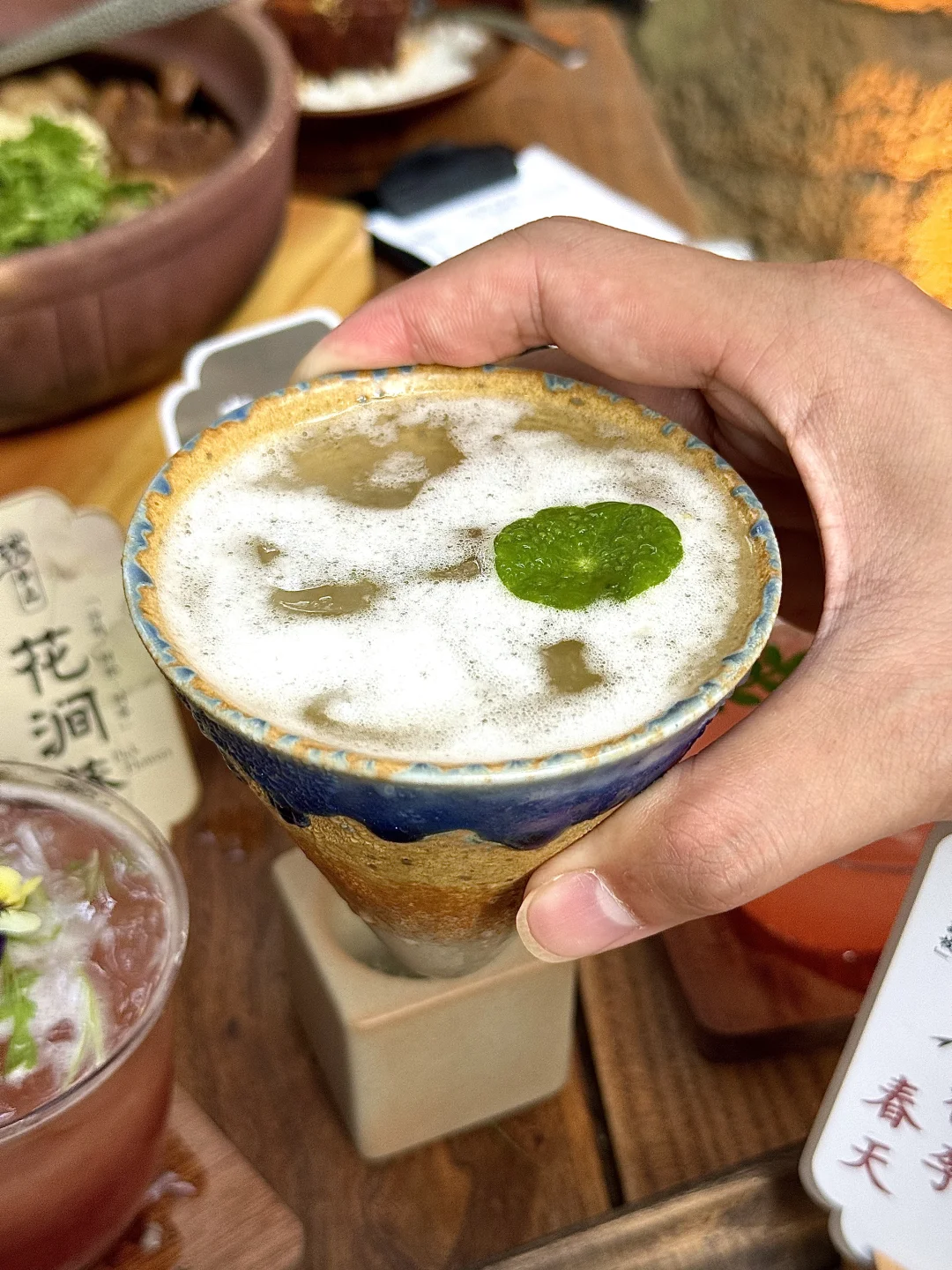 武汉花园道我唯一想推荐的。。。漂亮小酒！！