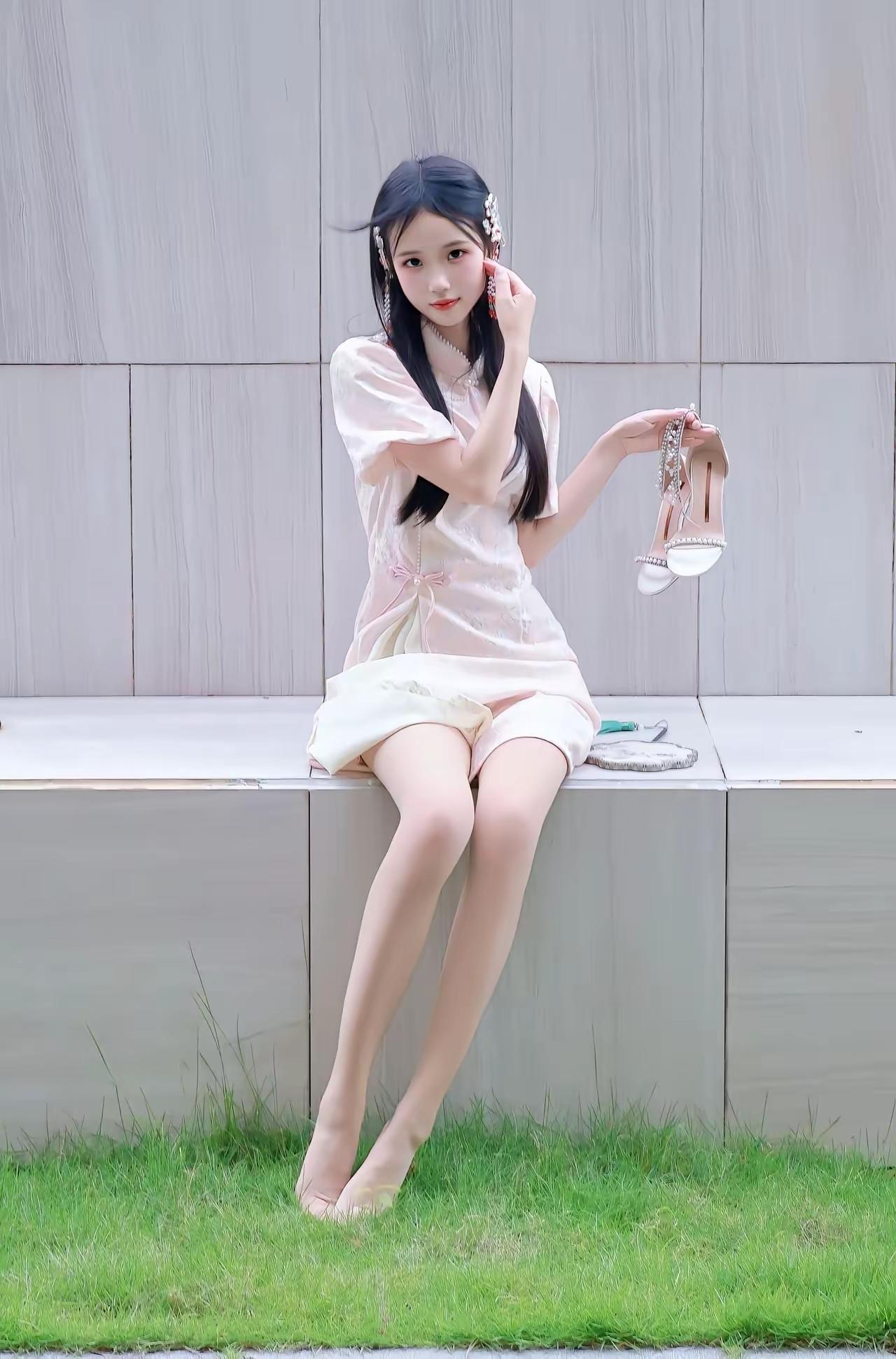 男女之间，想要关系保持长久的，总需要一点不正经，来保鲜，来调味，来营造轻松的氛围