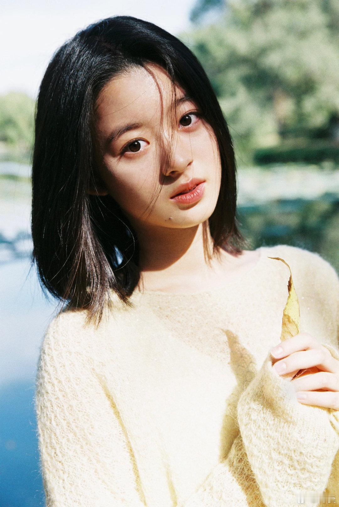 黄杨钿甜成立工作室天价耳环事件本来就是个误会呀人有时候只愿相信自己想相信的妹妹才