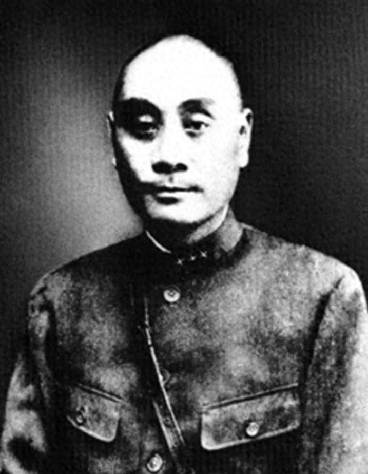 1933年二刘大战落幕，刘文辉兵败退守雅安，已经走投无路。手握胜局的侄子刘湘，却