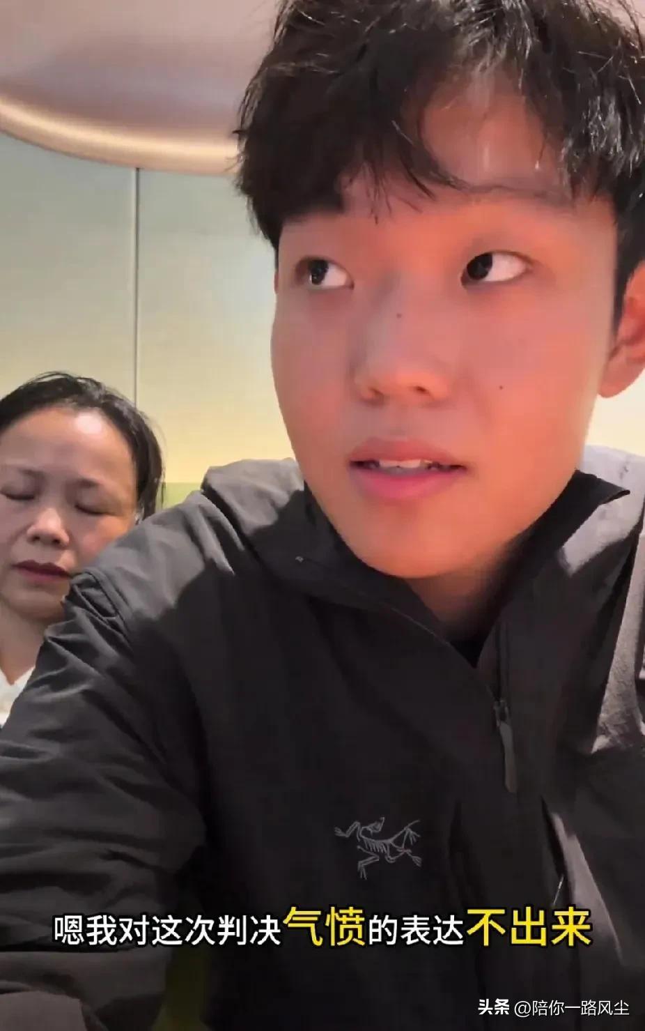 “太解气了”！山东入室抢婴案，曾某被判死缓后破口大骂，态度十分恶劣，受害家属：他