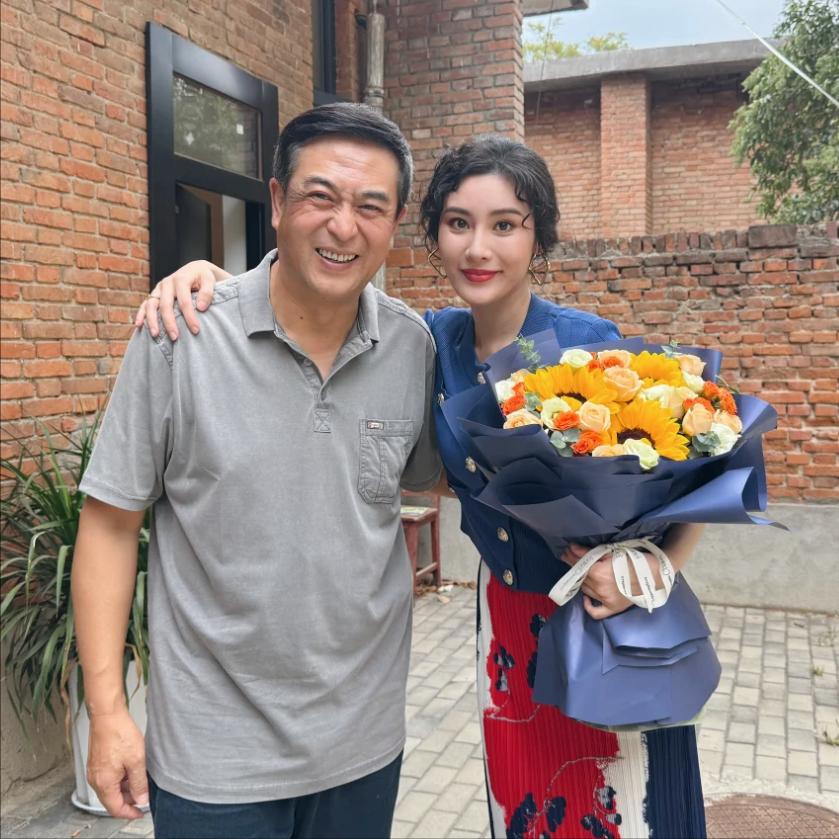 张嘉益千辛万苦，才把她请来演《主角》“龚丽丽” 这个角色，因为她是省秦台柱子，得