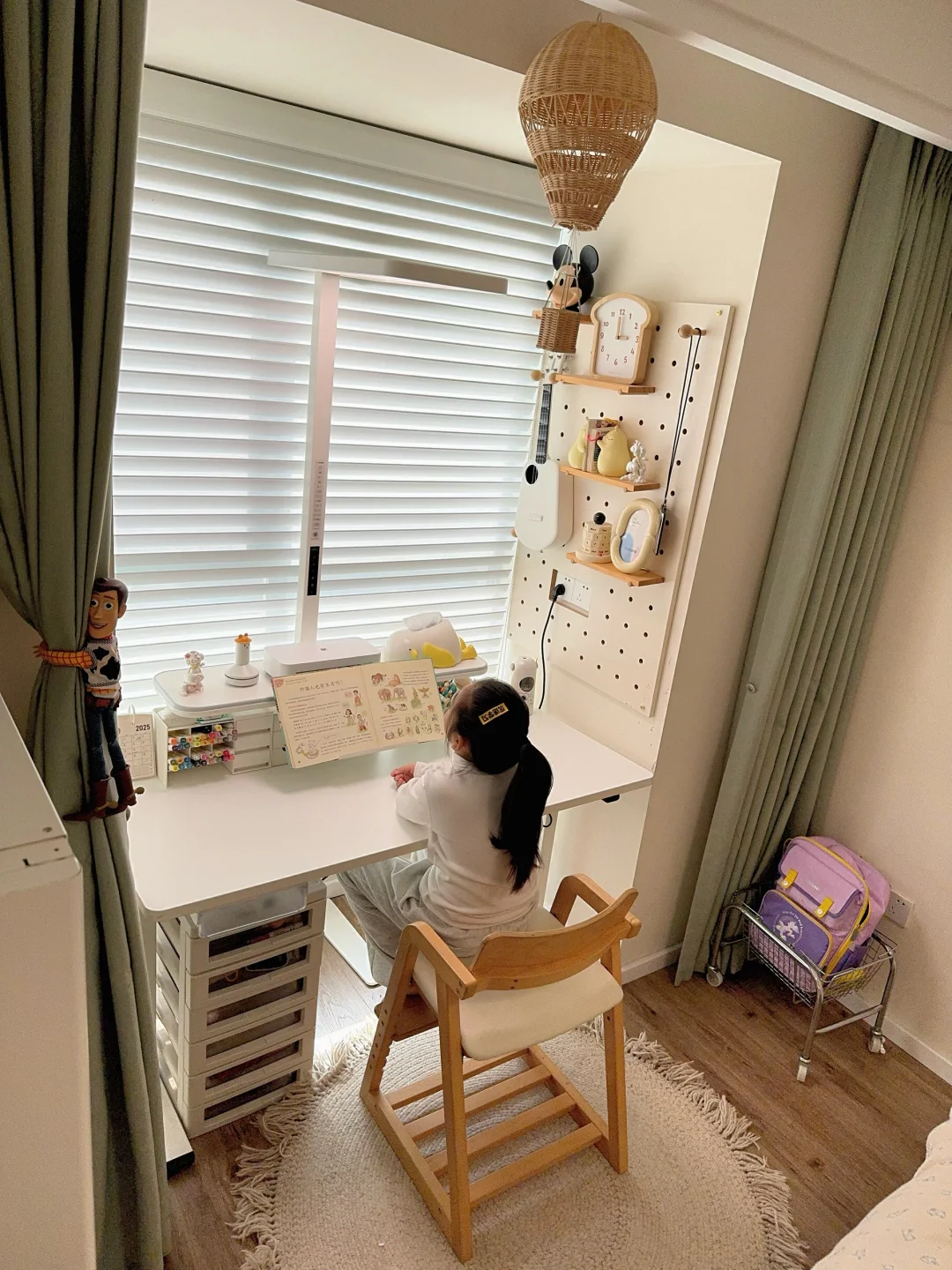11平儿童🧸砸掉飘窗爆改学习区，通透明亮