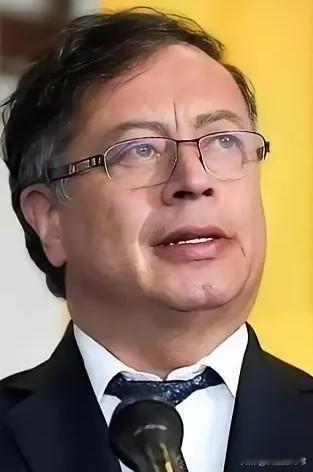 仗义执言！5月2日，哥伦比亚总统佩特罗，针对美国总统威胁要对古巴采取军事行动的言