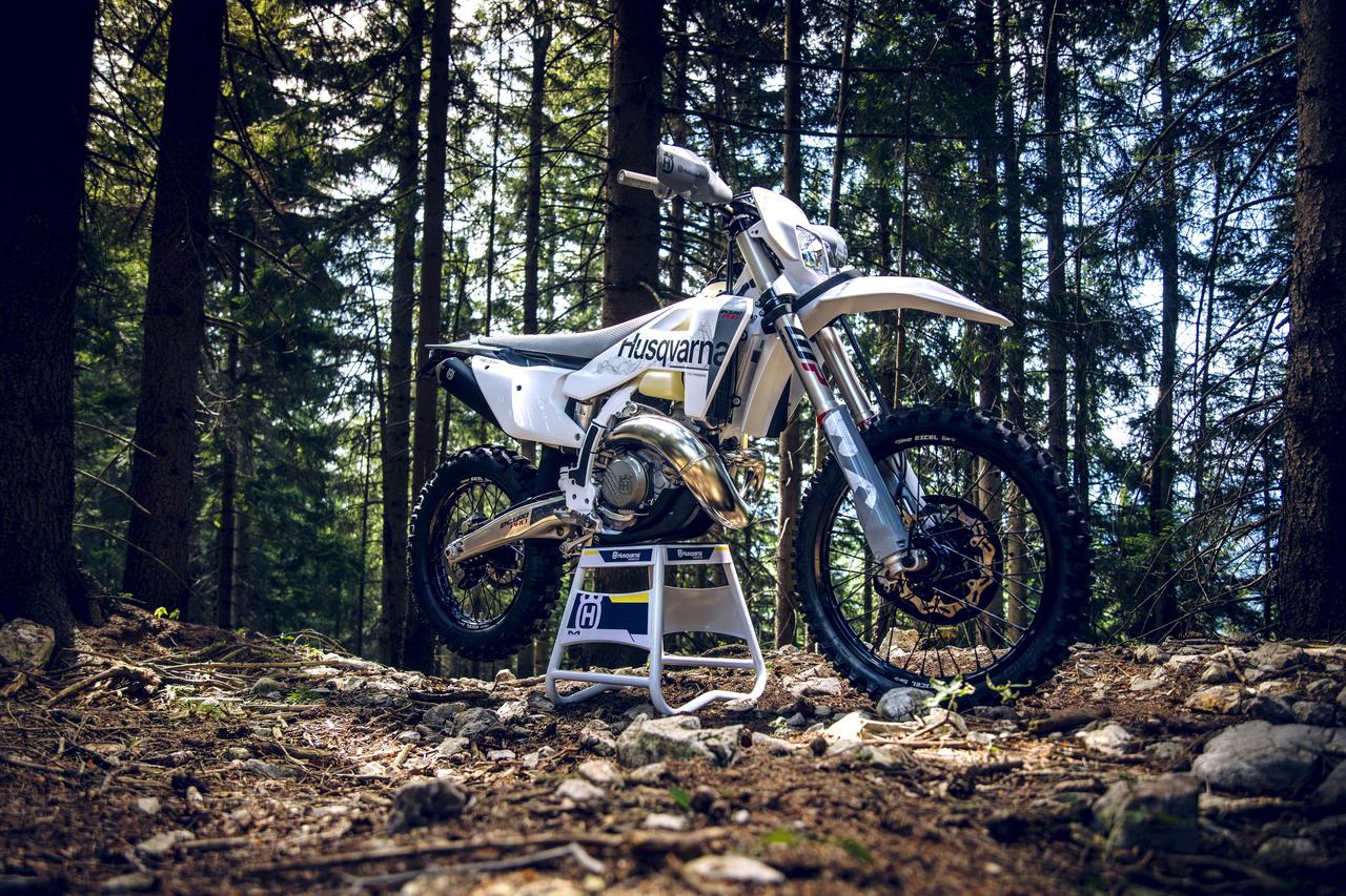 胡斯瓦那 2027 Enduro 越野赛车 TE 300 Pro

九月 10 