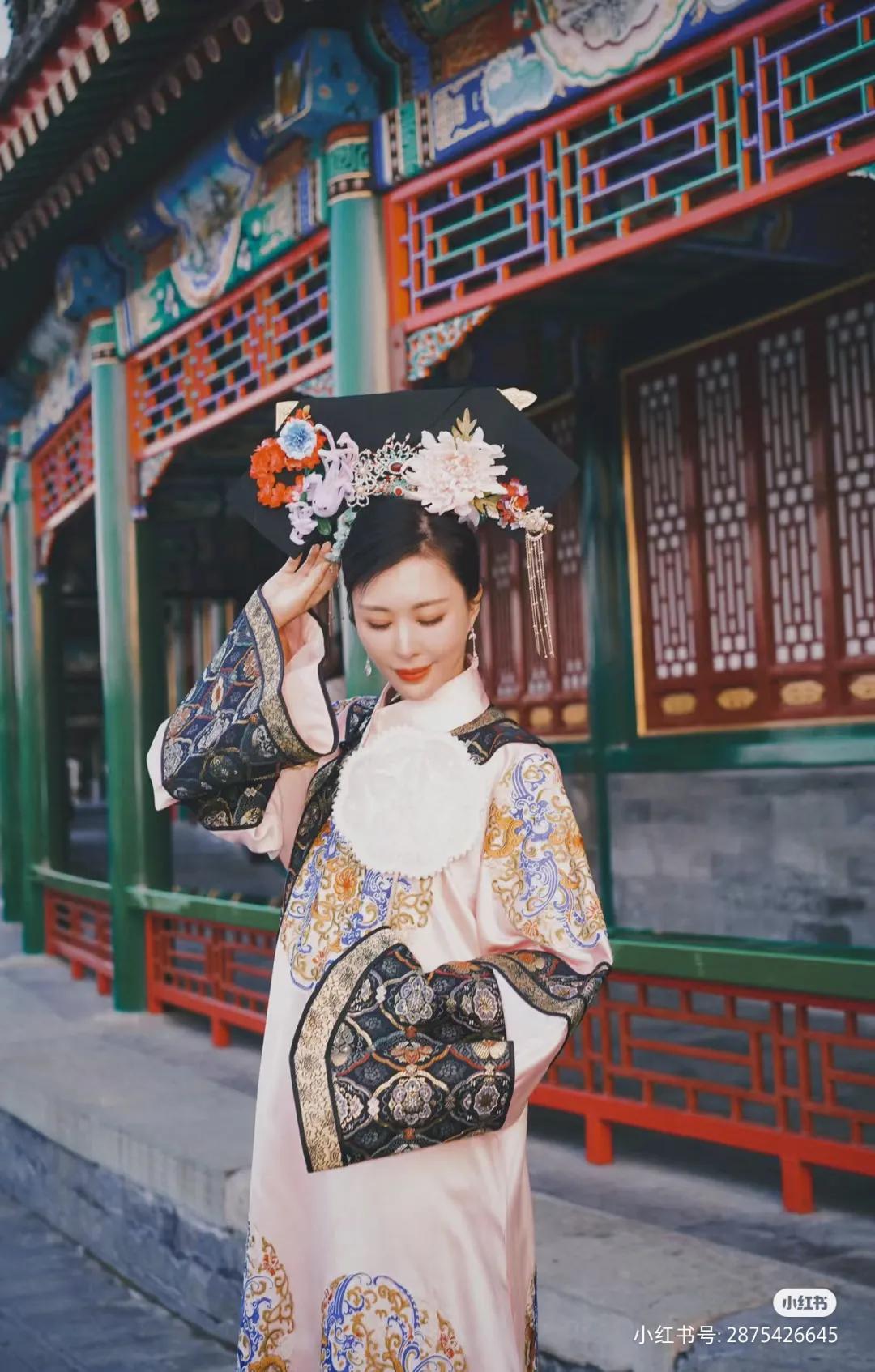 最近传的沸沸扬扬，双方肯定都不是单纯的主，贪财好色罢了，这要在宫里，也得是狠角色