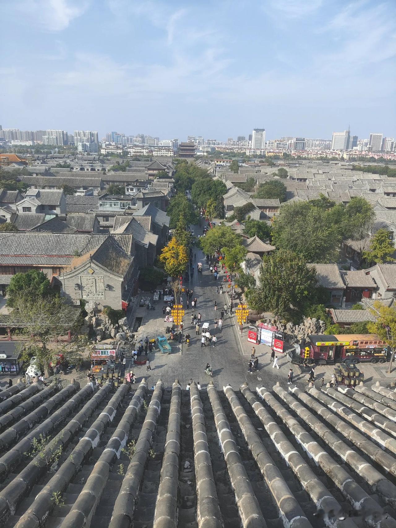 怎么才能平息心中的愤怒？
今天下班时，一位同事为了一个小事，和我争吵，她歇斯底里