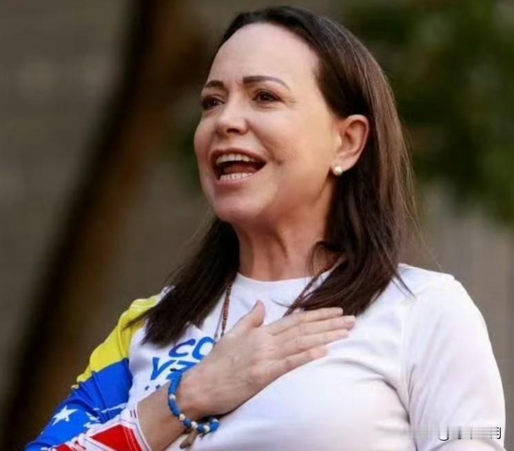 据《华盛顿邮报》报道，特朗普总统对支持玛丽亚·科里纳·马查多失去了兴趣，因为她接