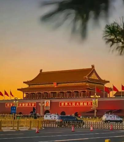 真是太反常，美国，法国，日本等西方国家惊奇发现，中国已经成为了全球的焦点，中国制