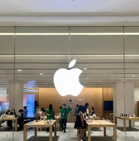 【iPhone18Pro灵动岛将显著缩小】 iPhone18Pro灵动岛面积将显
