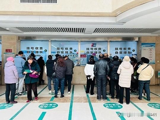 小病有必要去医院吗?“小病”要不要去医院，核心取决于症状的潜在风险和你的就医便利