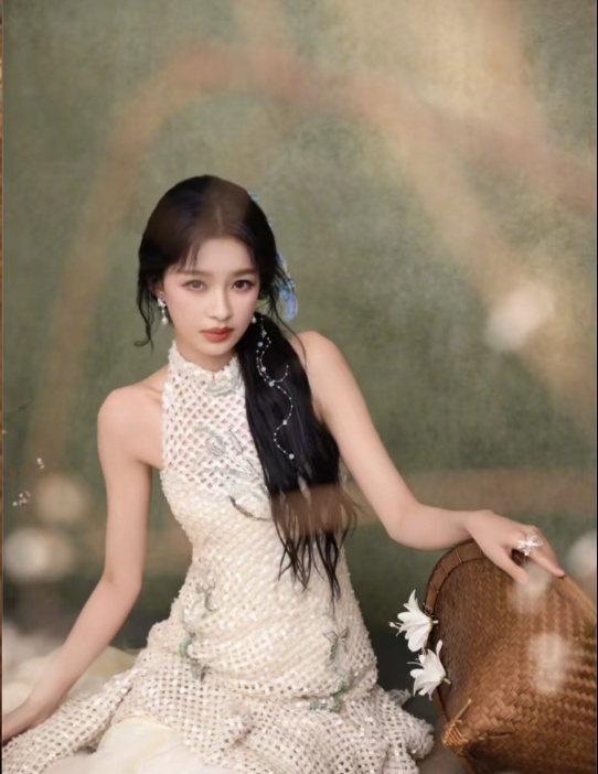 孙怡在乘风破浪的日子里，真的有变得越来越好的，所谓“乘风”，不过是把每一次颠簸都