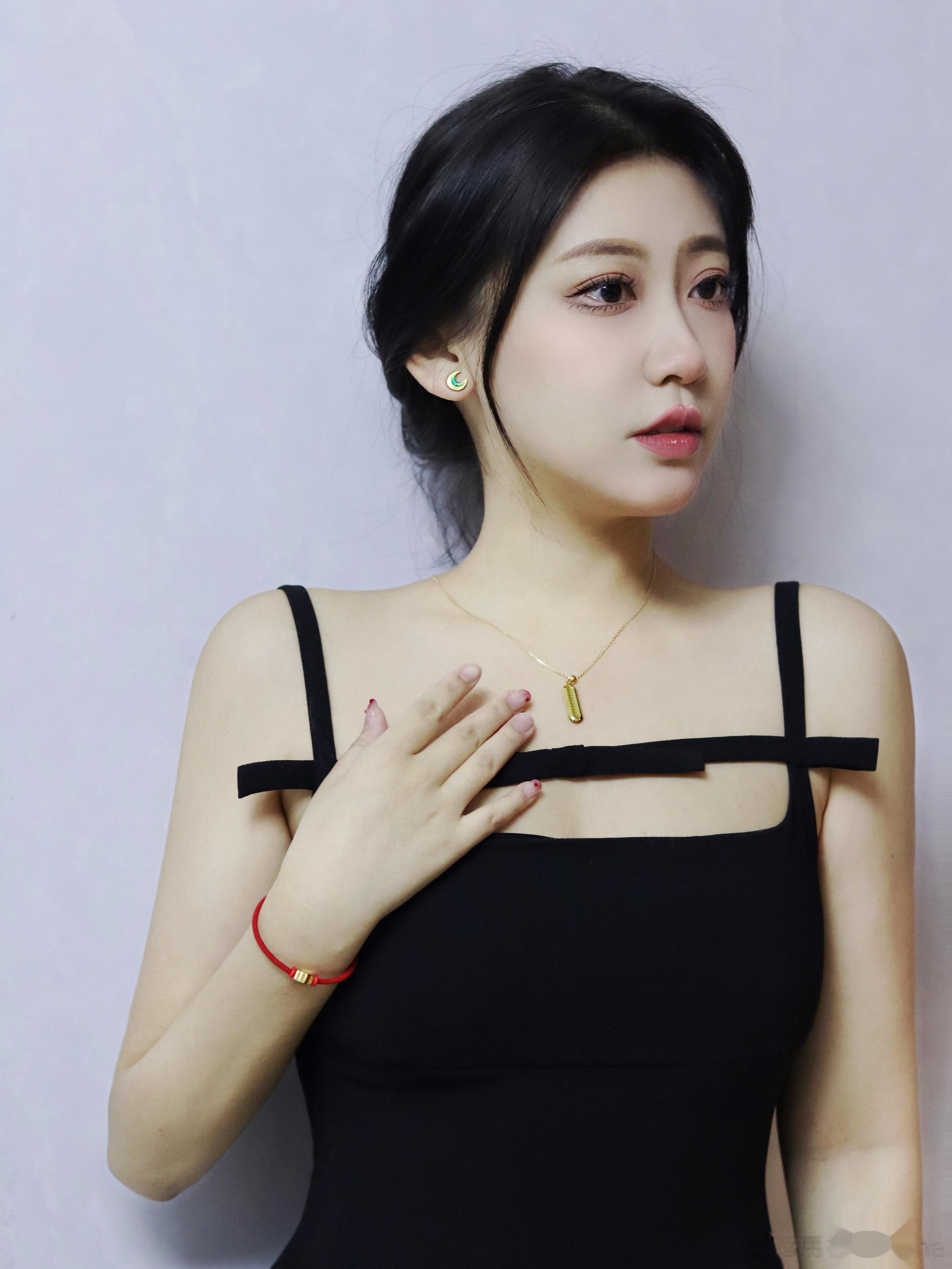 春季限定饰品分享|逃不过的黄金真香定律🌟不知不觉又到了三月天气日渐暖和，小裙子