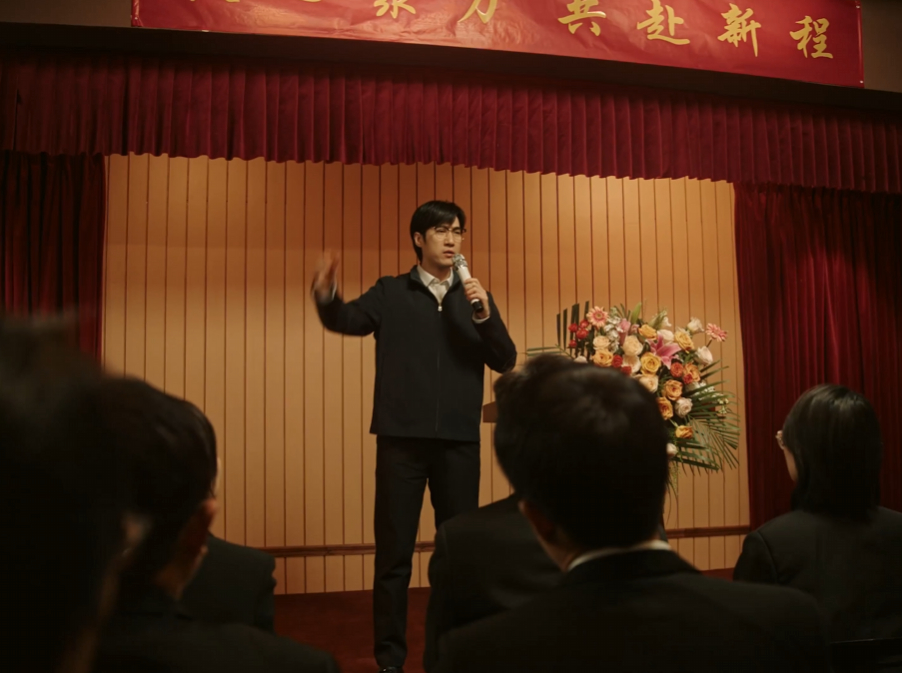 一加Turbo 6和常远合作了一个短片《真假常远》，明天上线