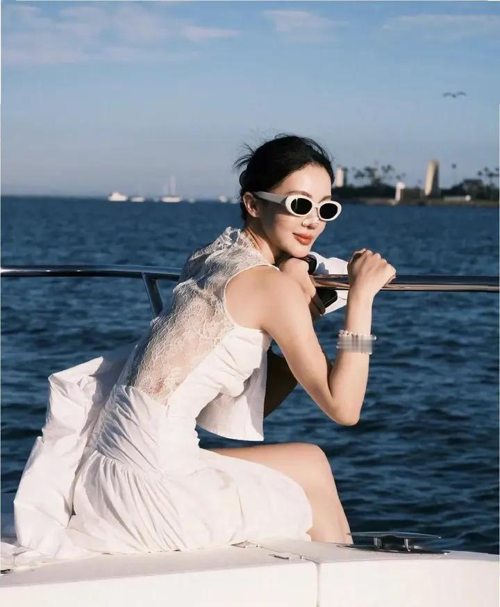 金晨美国庆生排面超足！包船请朋友出海，35岁这状态谁不羡慕 ​​​