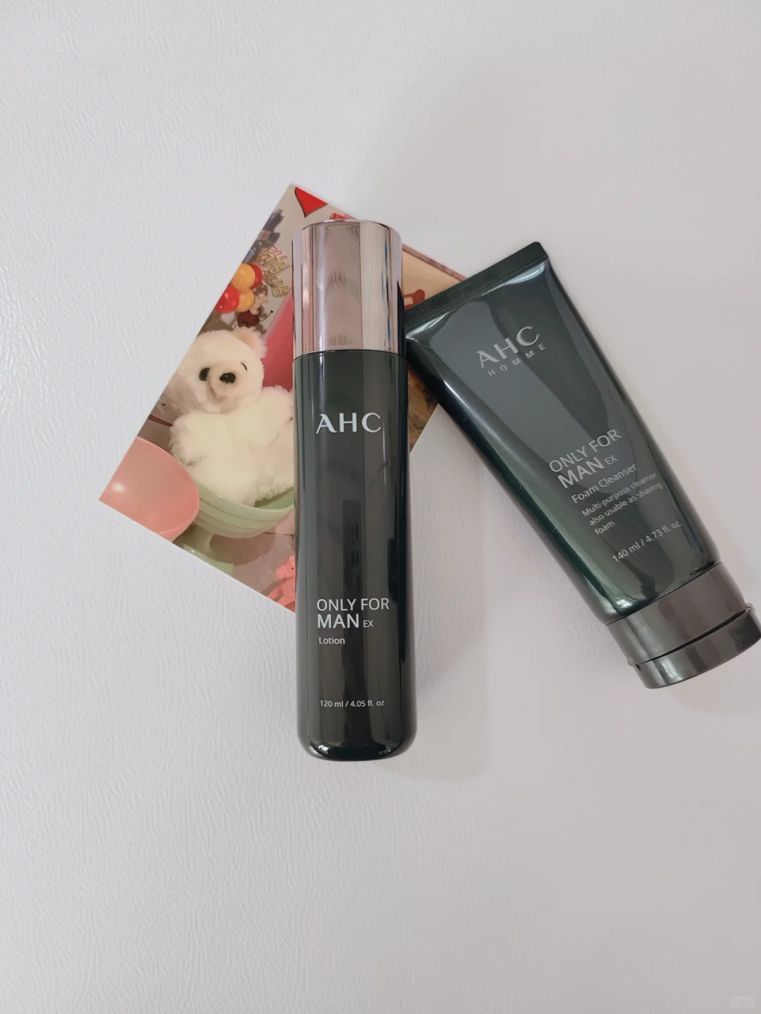 给男朋友送的礼物选好了，这套男士护肤洁面套装，里面的水乳+洁面乳可以说...