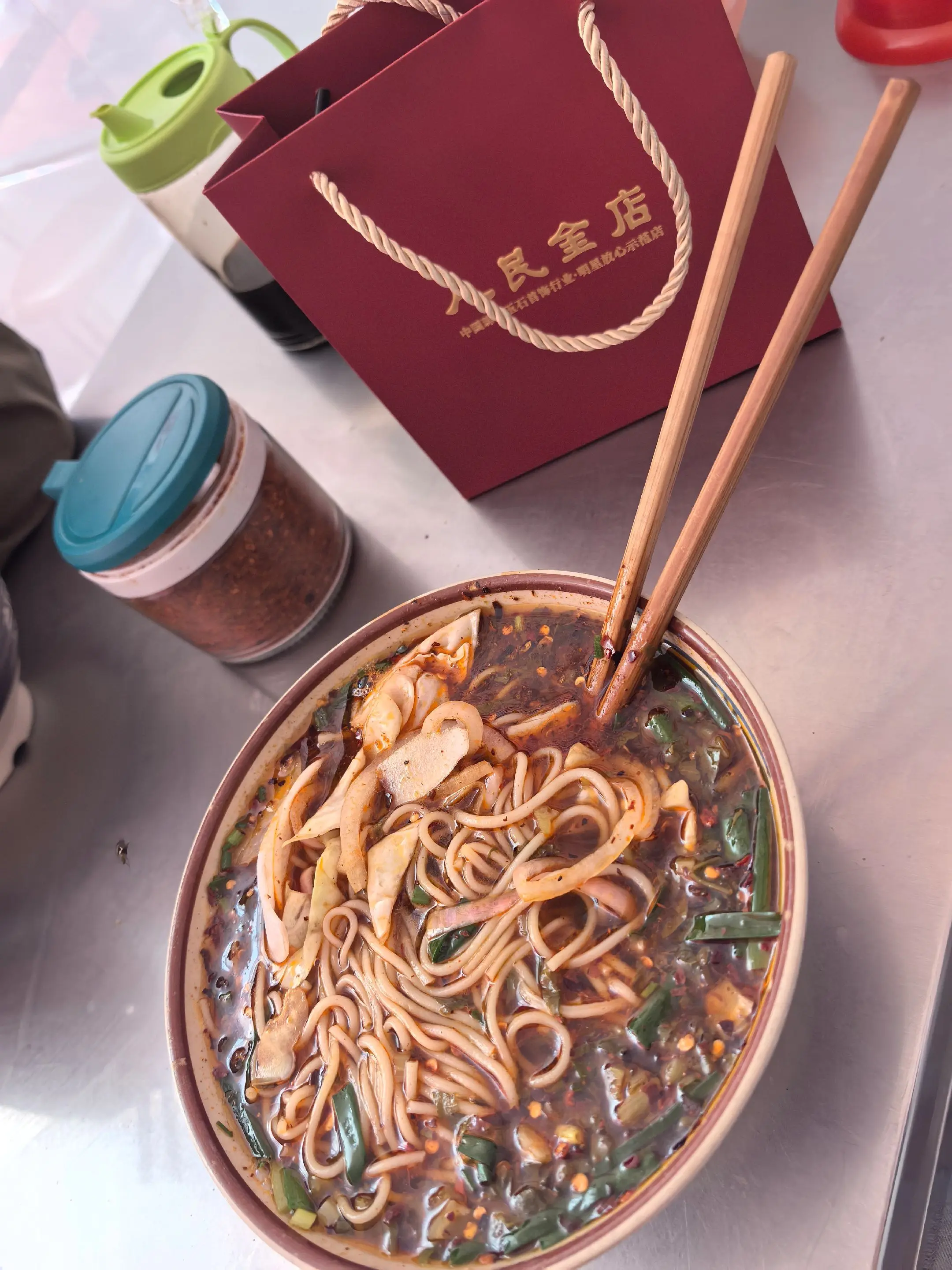 入了心的人一生都忘不了，思念成疾，无药可医。