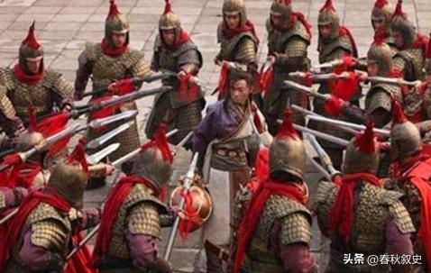 公元 707 年，长安皇宫爆发景龙政变，太子李重俊率领 300 名羽林军斩杀武三