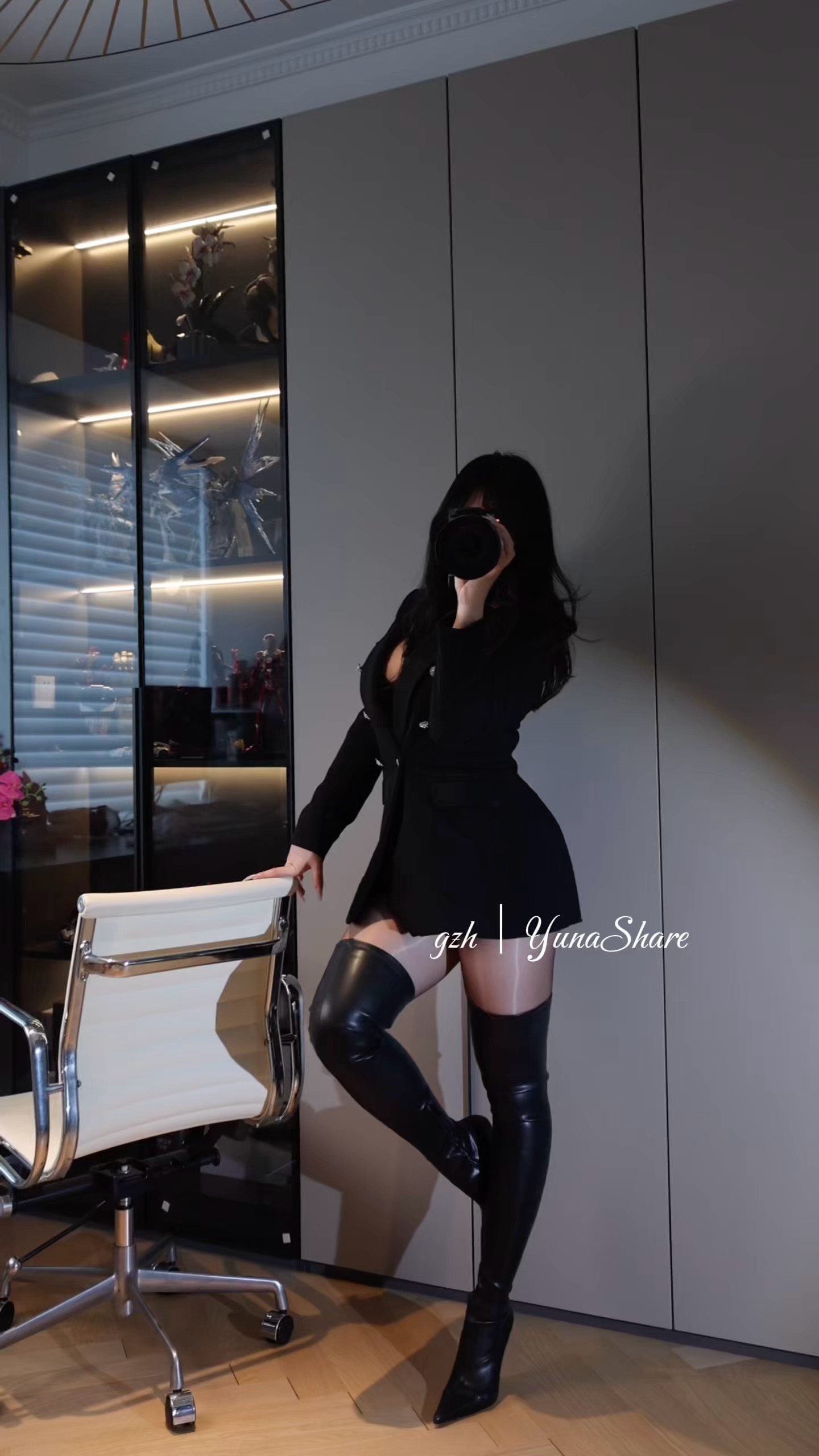 ootd涞觅润丝 黑色极光 