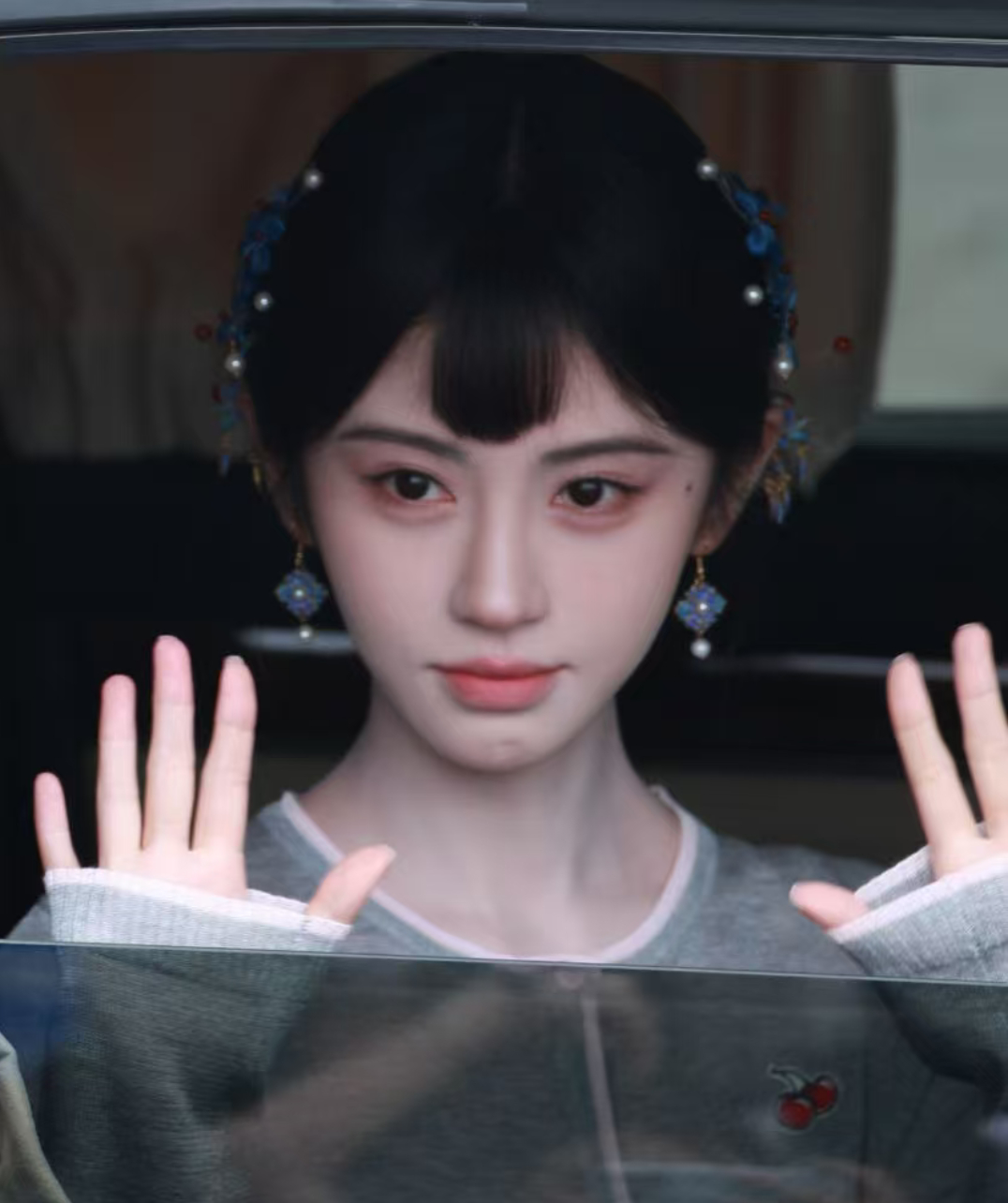 可是…可是她真的好好看配这个刘海都能这么可爱ớ ₃ờ 