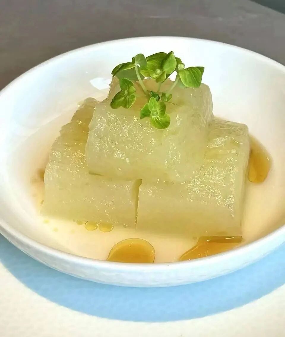 【全网都在吃？宁波人的夏日三件套简直是复制粘贴 ！】入夏后宁波家家户户餐桌总少不