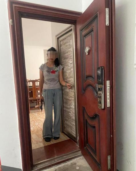 伍州重病期间立遗嘱，把房产、铺面全部留给弟弟伍峰，妻子罗美和两个儿子一分没有。罗