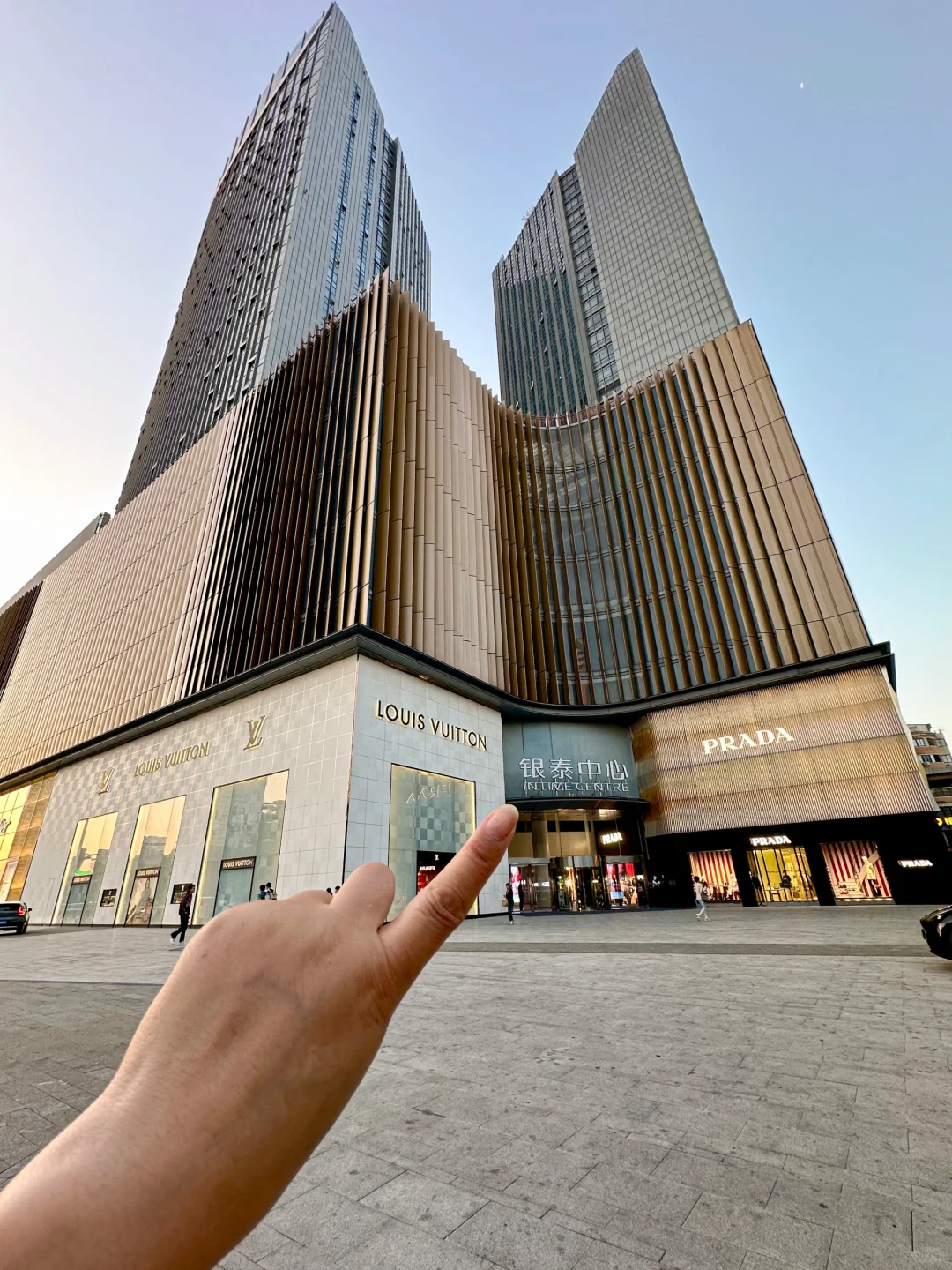 合肥逛街！提了满满两大袋…