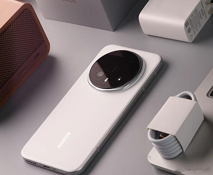 荣耀Magic8 Pro顶配版直降1000元，现仅售5599元。7200mAh电